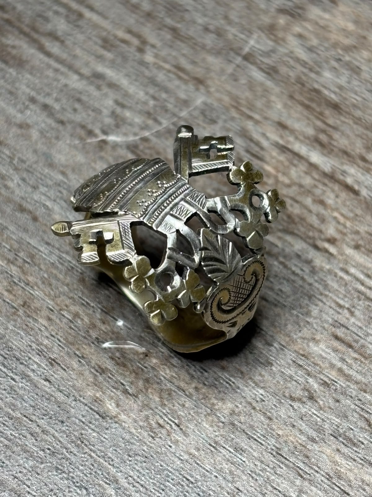 Anillo St. Peters