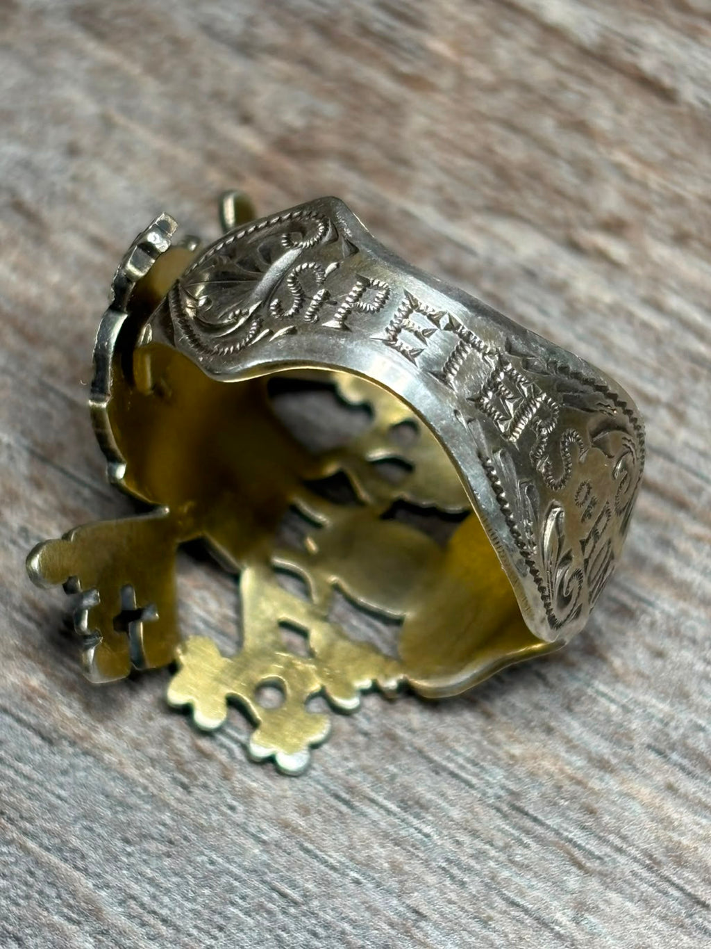Anillo St. Peters