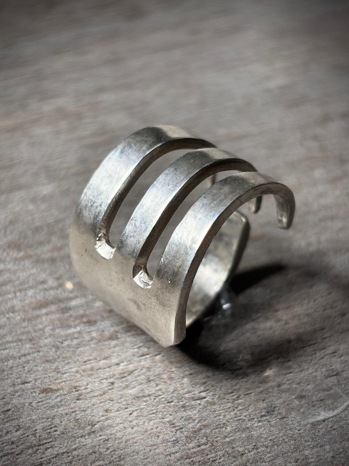 Anillo Tridente - Plata 800